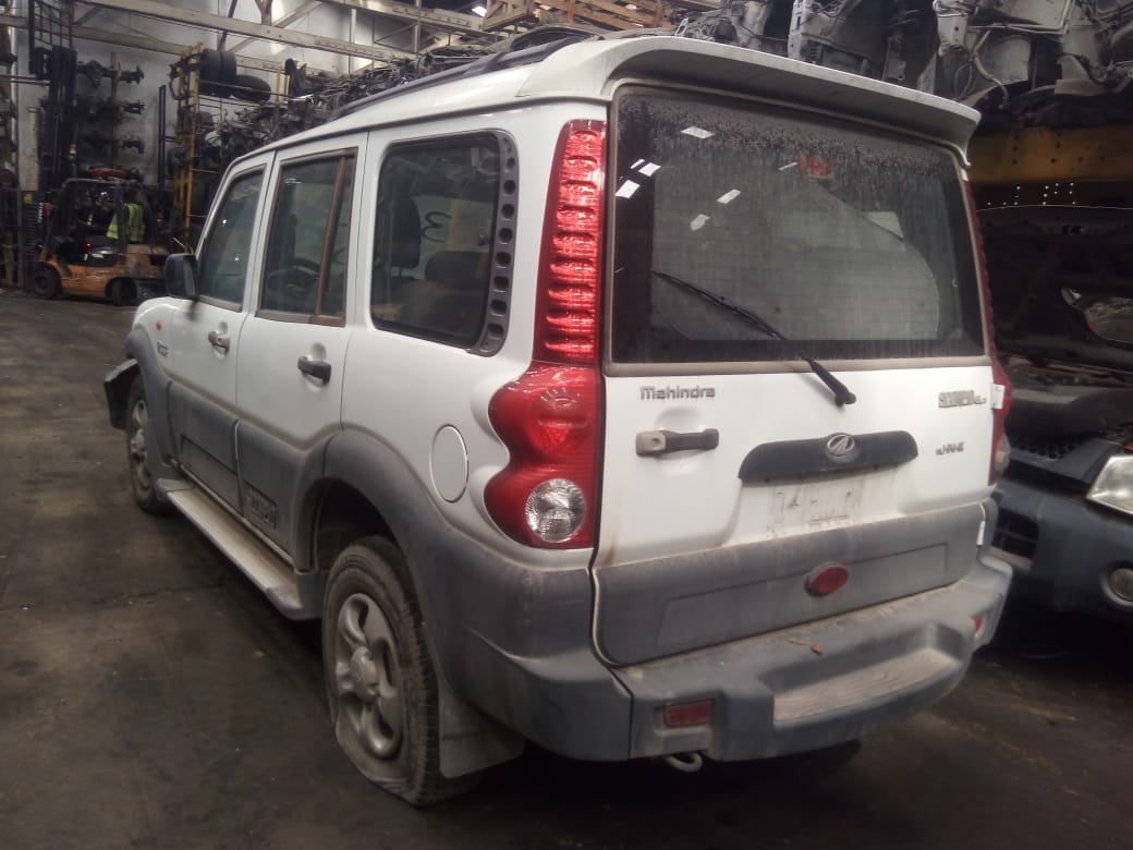  Mahindra SCORPIO 2016    EN DESARME